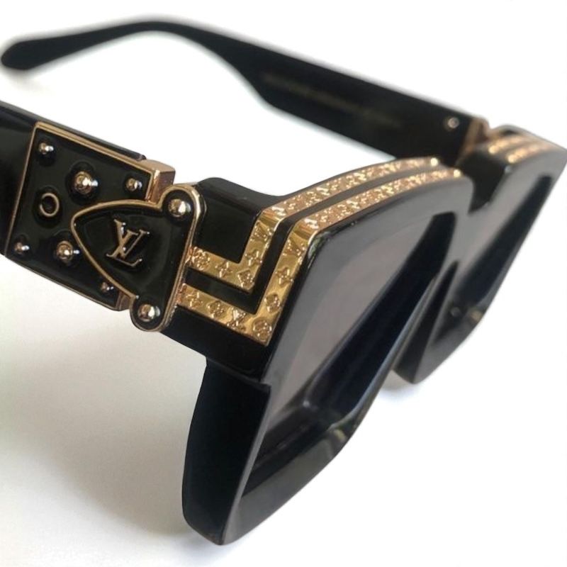 LOUI_S VUI_TTON-MILLIONAIRE BLACK GOLD.