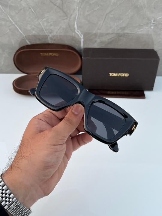 TO_M_FOR_D 4184 GLOSSY BLACK sunglasses
