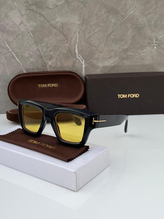 TO_M_FO_RD 4184 YELLOW TINT SUNGLASSES.