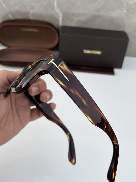 TO_M_FO_RD 4184 TIGER PRINT SUNGLASSES