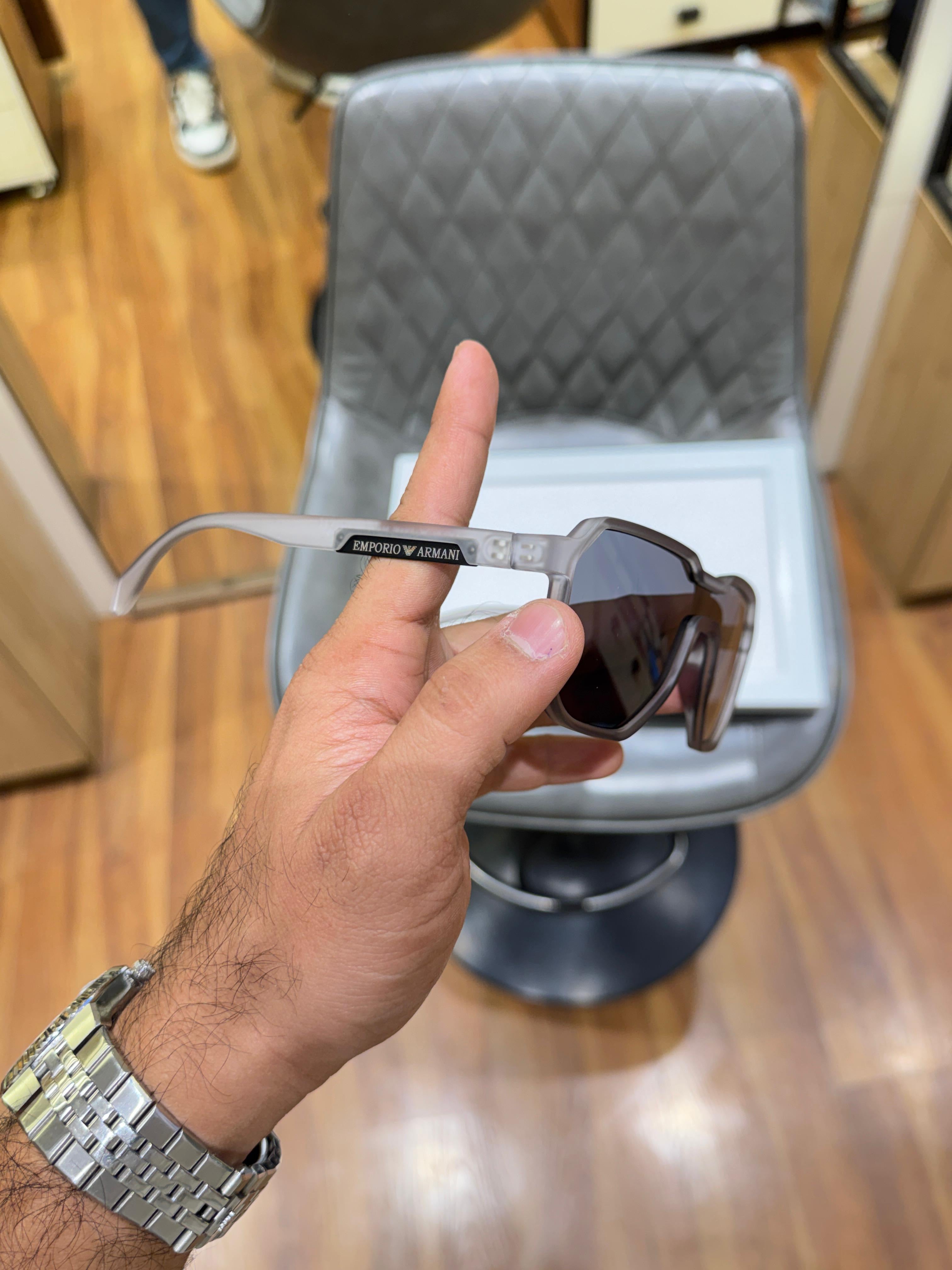 EMPO_RIO_ARM_ANI 2602 GREY SUNGLASSES