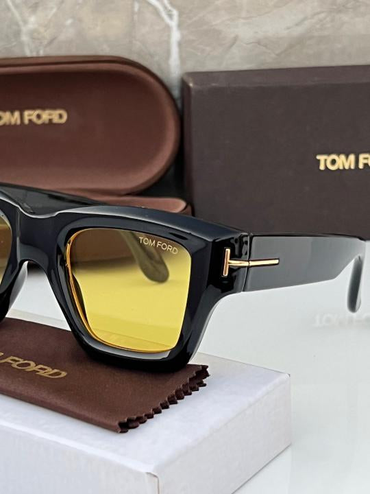 TO_M_FO_RD 4184 YELLOW TINT SUNGLASSES.