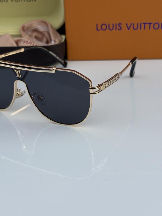 LOUI_S VUIT_TON 22295 GOLD BLACK