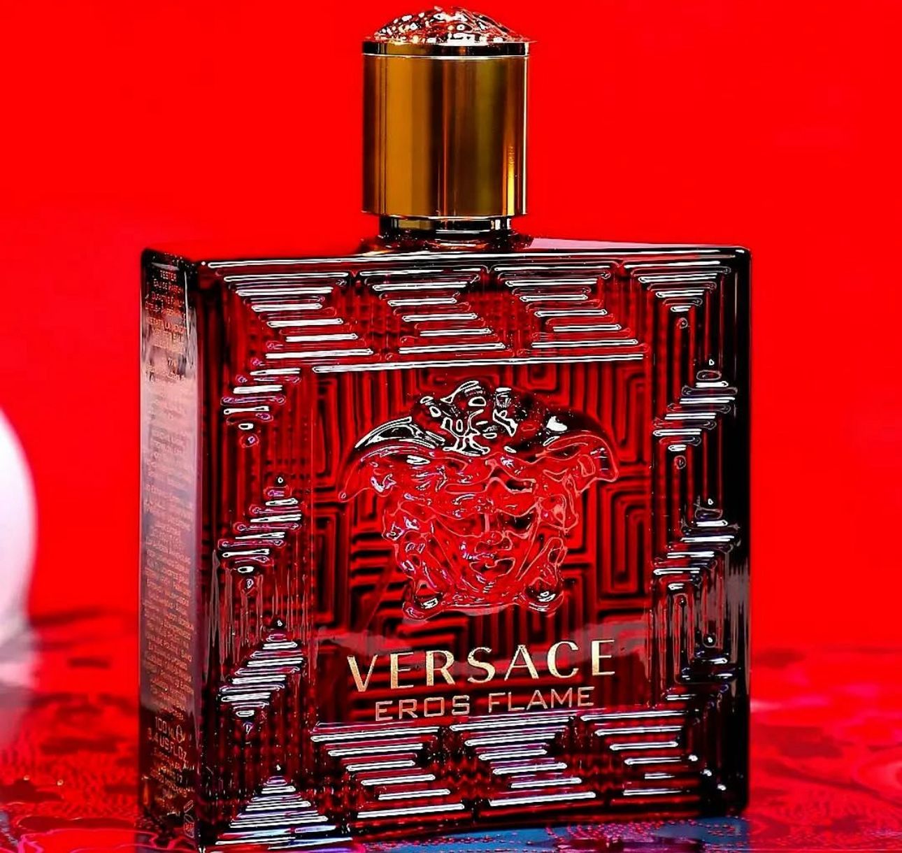 Ve_rsa_ce Eros Flame Red