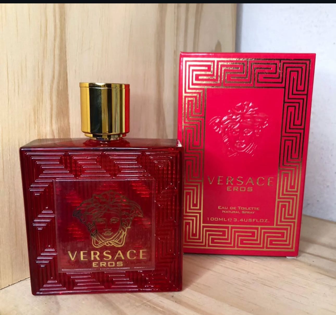 Ve_rsa_ce Eros Flame Red