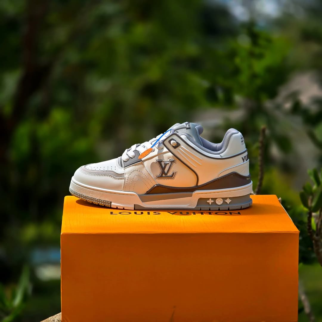 Lou_is Vuitt_on Trainer "Grey-White